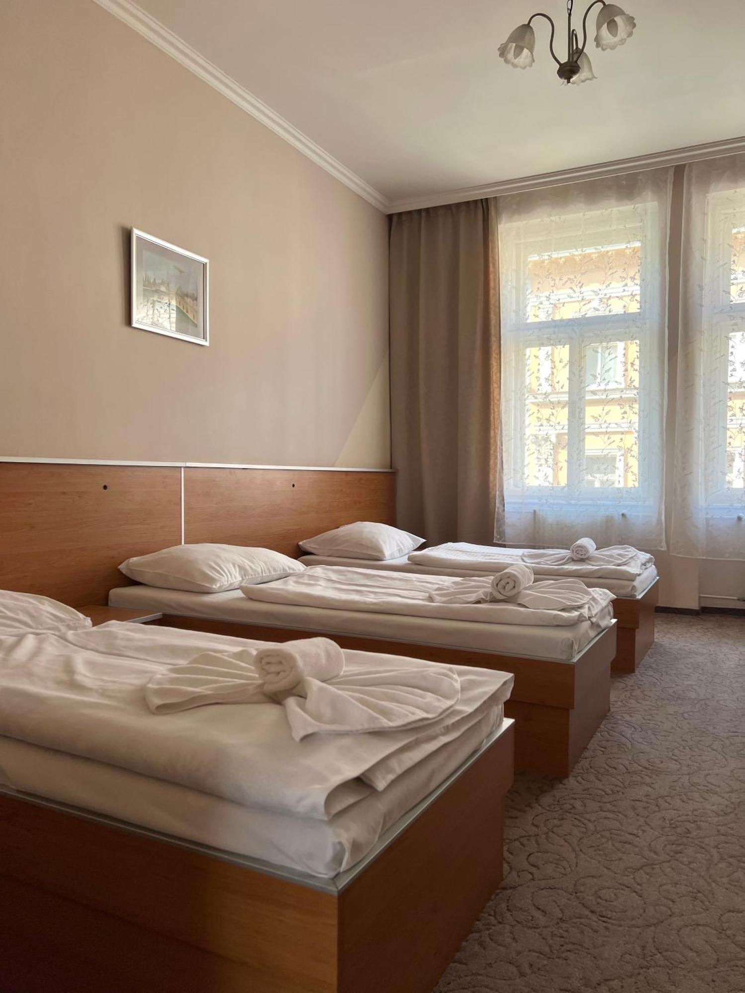 Hotel Geo Prag Exteriör bild