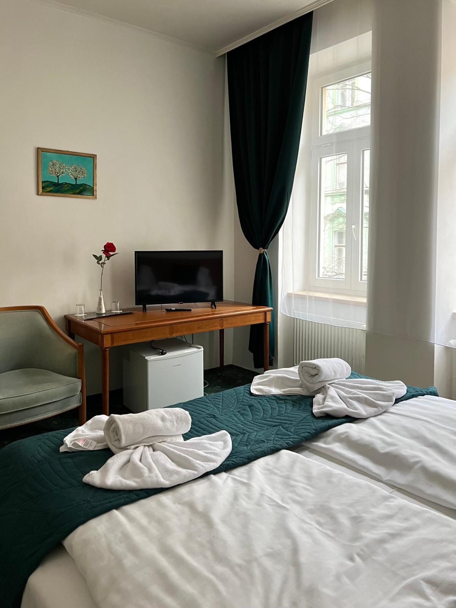 Hotel Geo Prag Exteriör bild