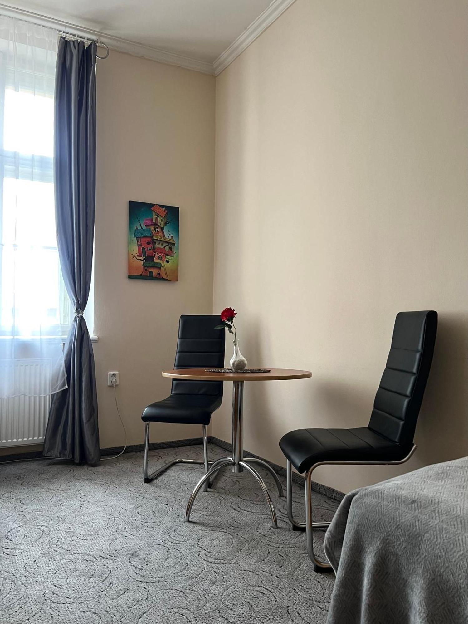 Hotel Geo Prag Exteriör bild